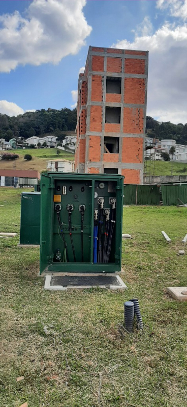 Instalação de Transformador Pedestal Subterrâneo Preço Próximo ao Metrô Fradique Coutinho - Instalação de Poço de Inspeção Subterrâneo