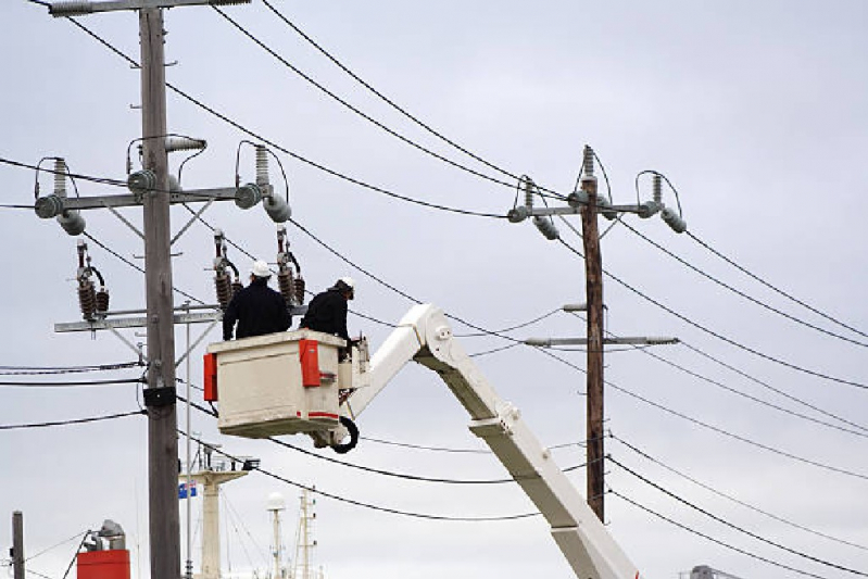 Instalação Elétrica Comercial Valor Próximo ao Metrô República - Instalação de Energia Elétrica